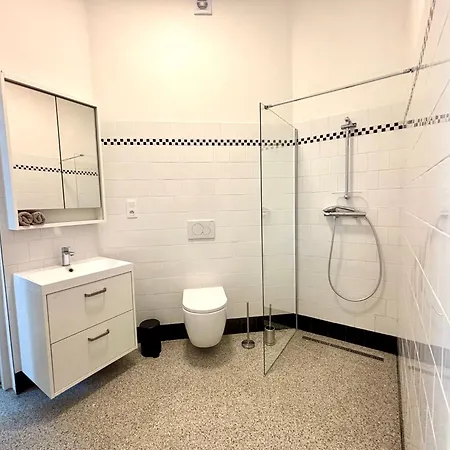 Old Jewish Quarter Grand 2bdr 2bath Apartamento *