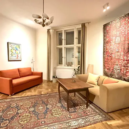 Old Jewish Quarter Grand 2bdr 2bath *