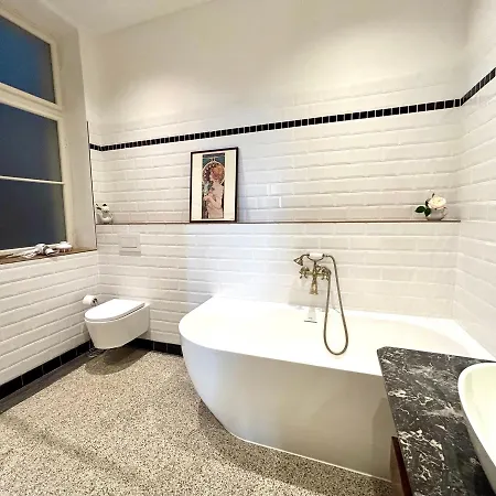 Apartamento Old Jewish Quarter Grand 2bdr 2bath Praga