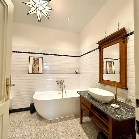 Apartamento Old Jewish Quarter Grand 2bdr 2bath *